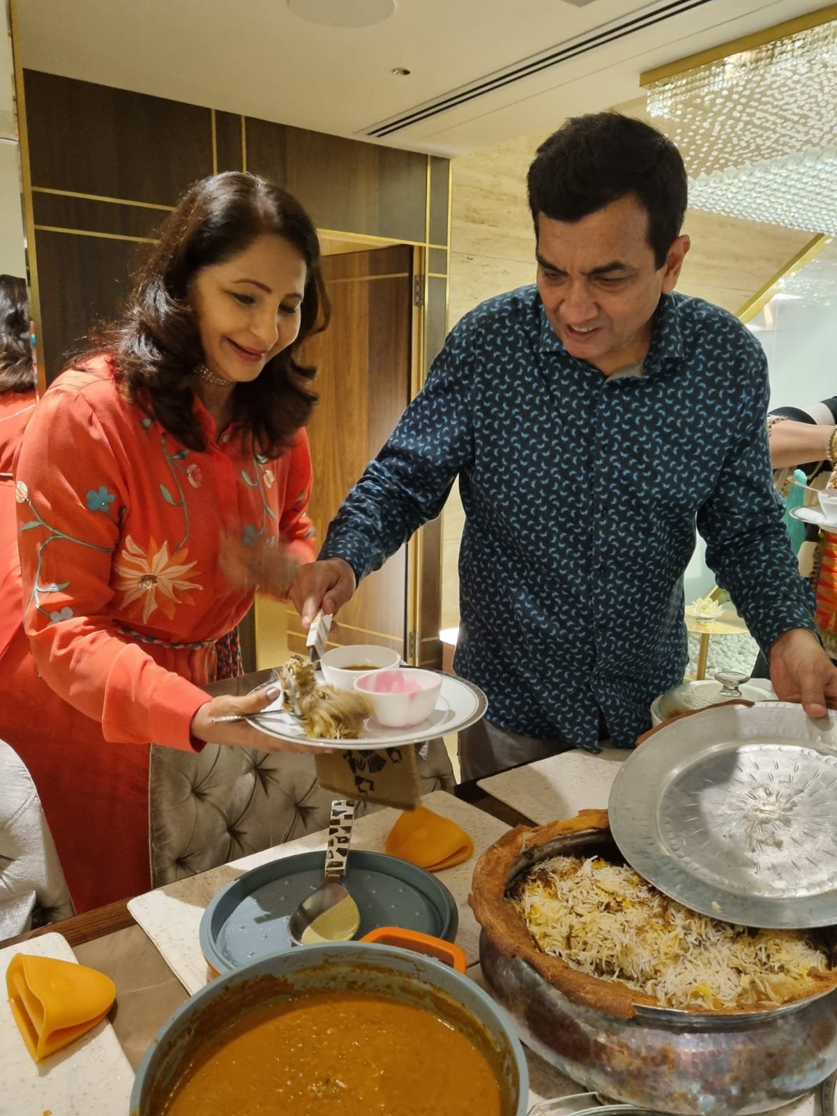 Master Chef Deepa Suhas Awchat with Master Chef Sanjeev Kapoor 