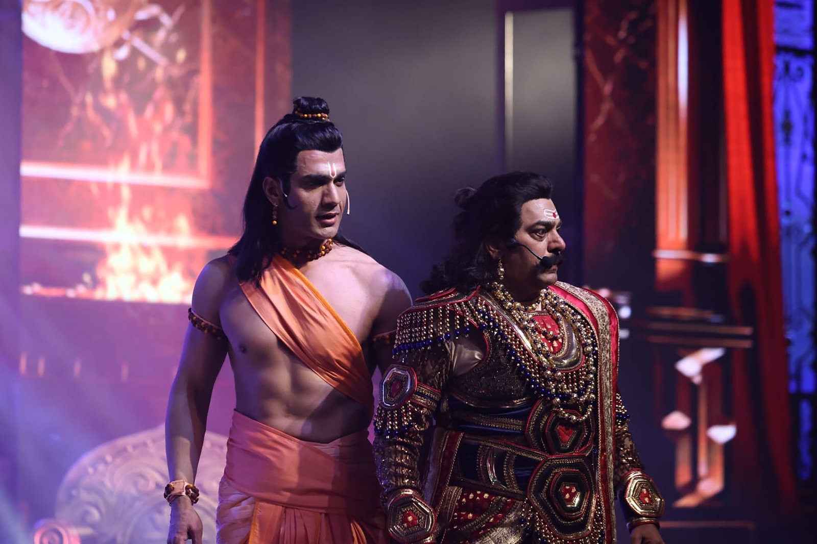 Lord Ram played by Rahull R Bhuchar and Ravan played by Ashutosh Rana