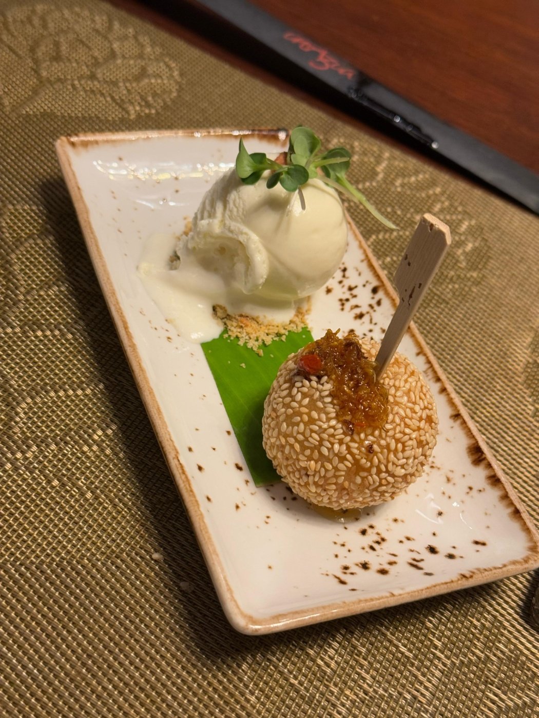 Sesame Balls with Vanilla 