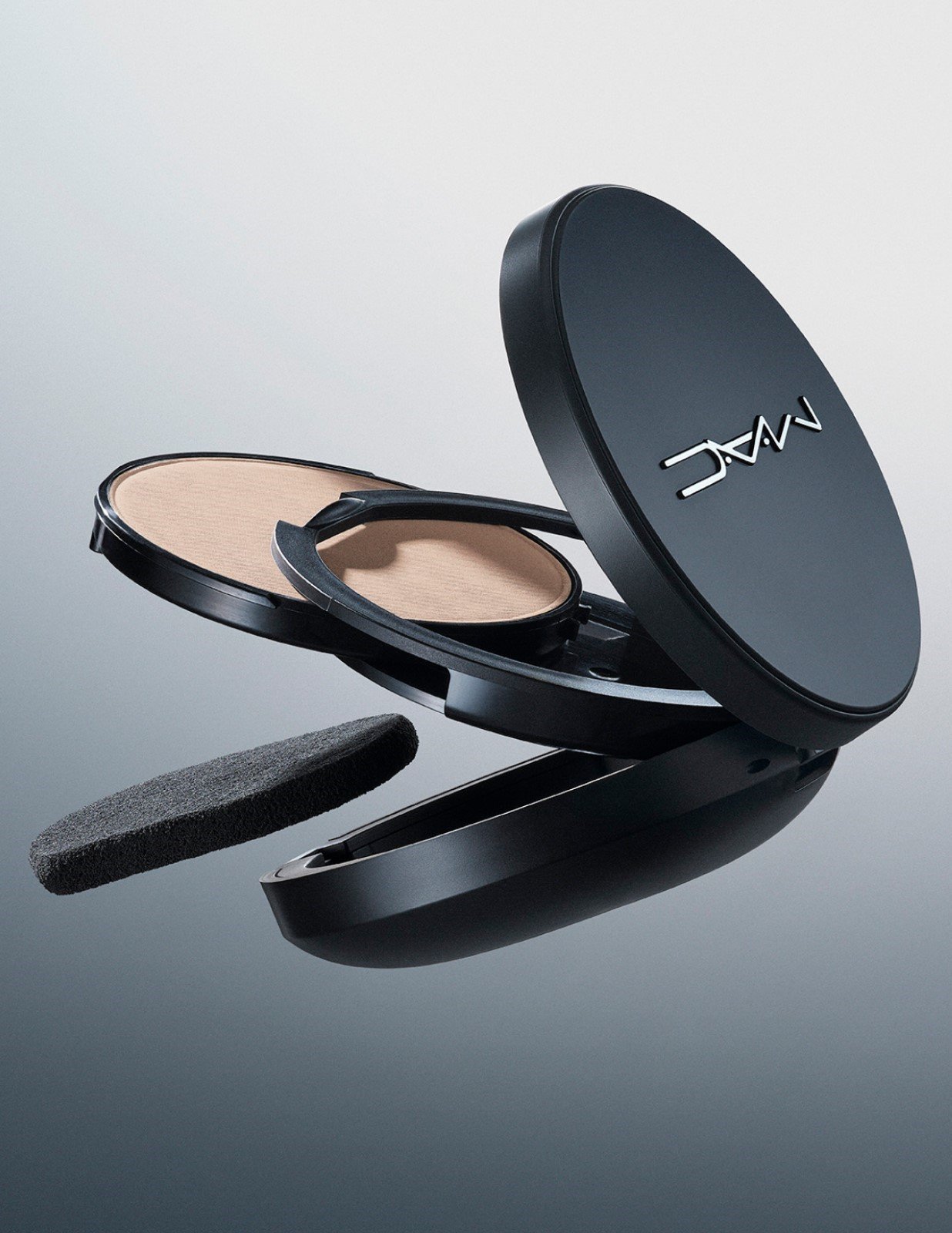 MAC Studio Fix Powder Plus Foundation