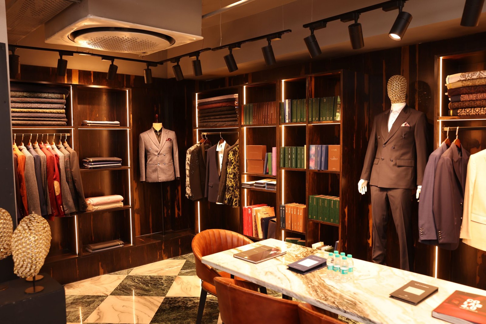 Minizmo store in Delhi-NCR