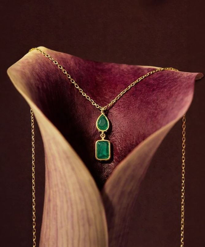 IHA's Dual Emerald Pendant Necklace