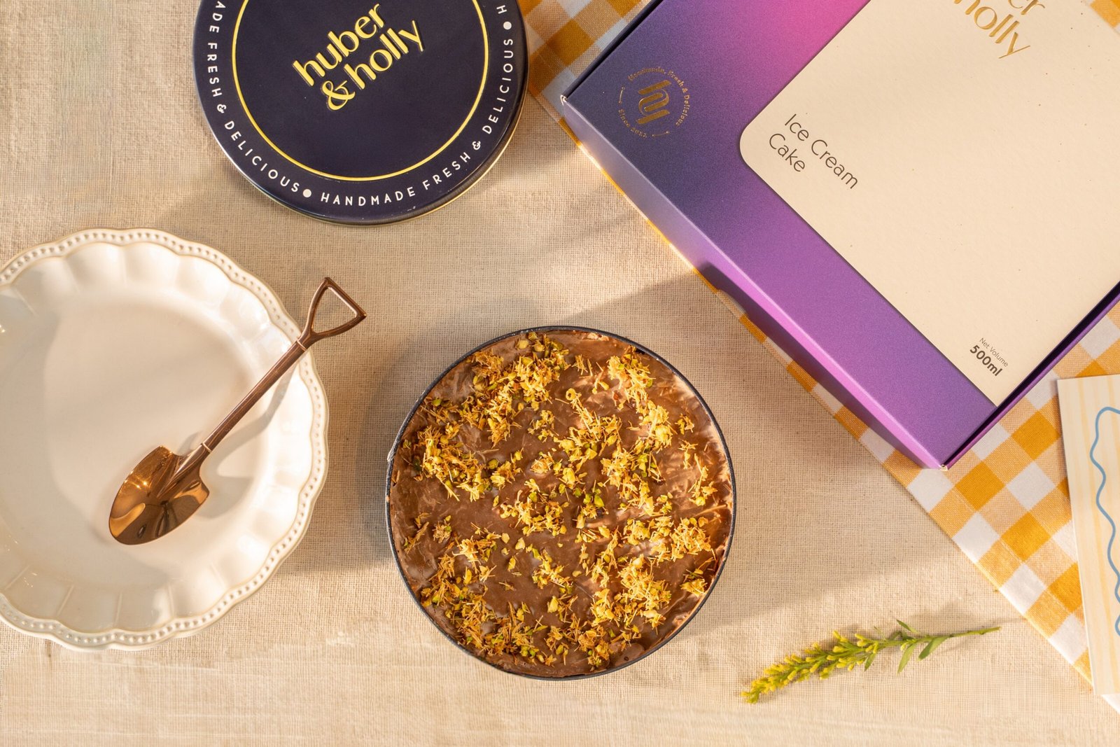 Huber Cakes by Huber & Holly