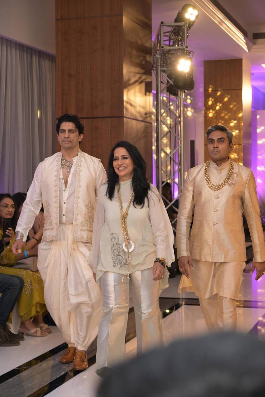 Deepika Govind with Ashish Nair (left), and Shyam Kumar (right)