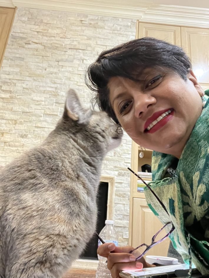 DR-Saba-with-her-cat