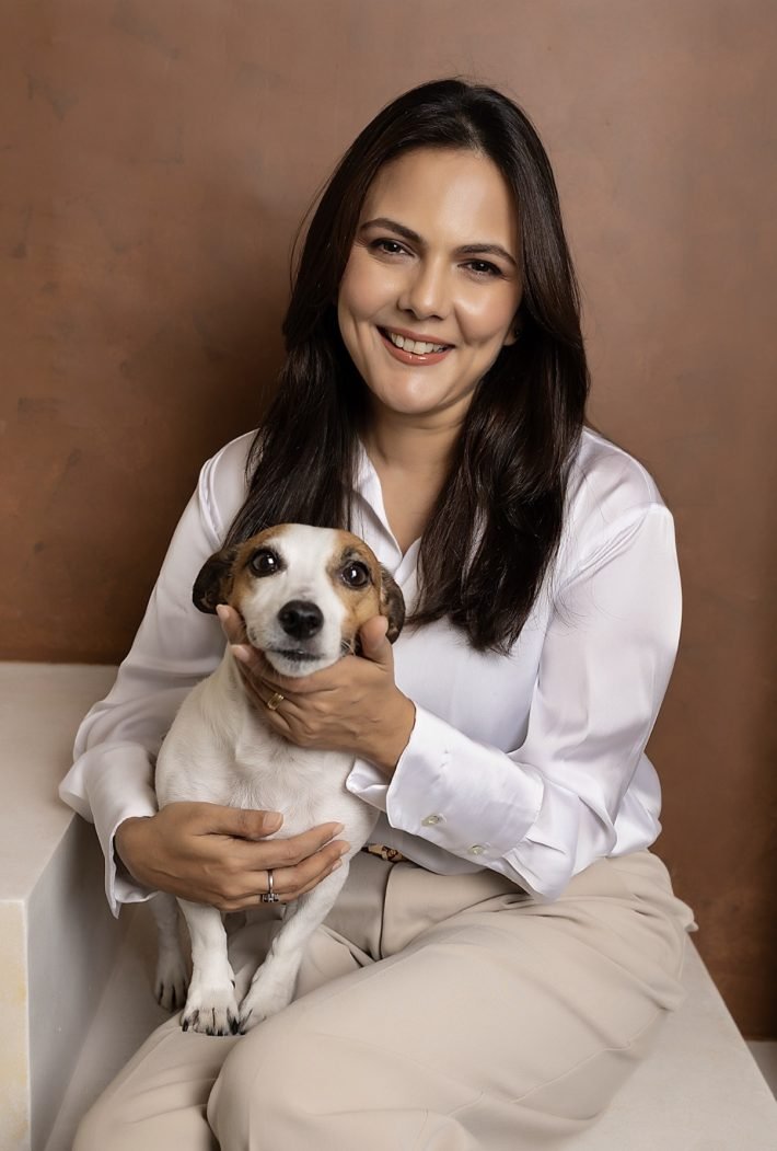 Andrea Cyrill Khurana, Petsburgh